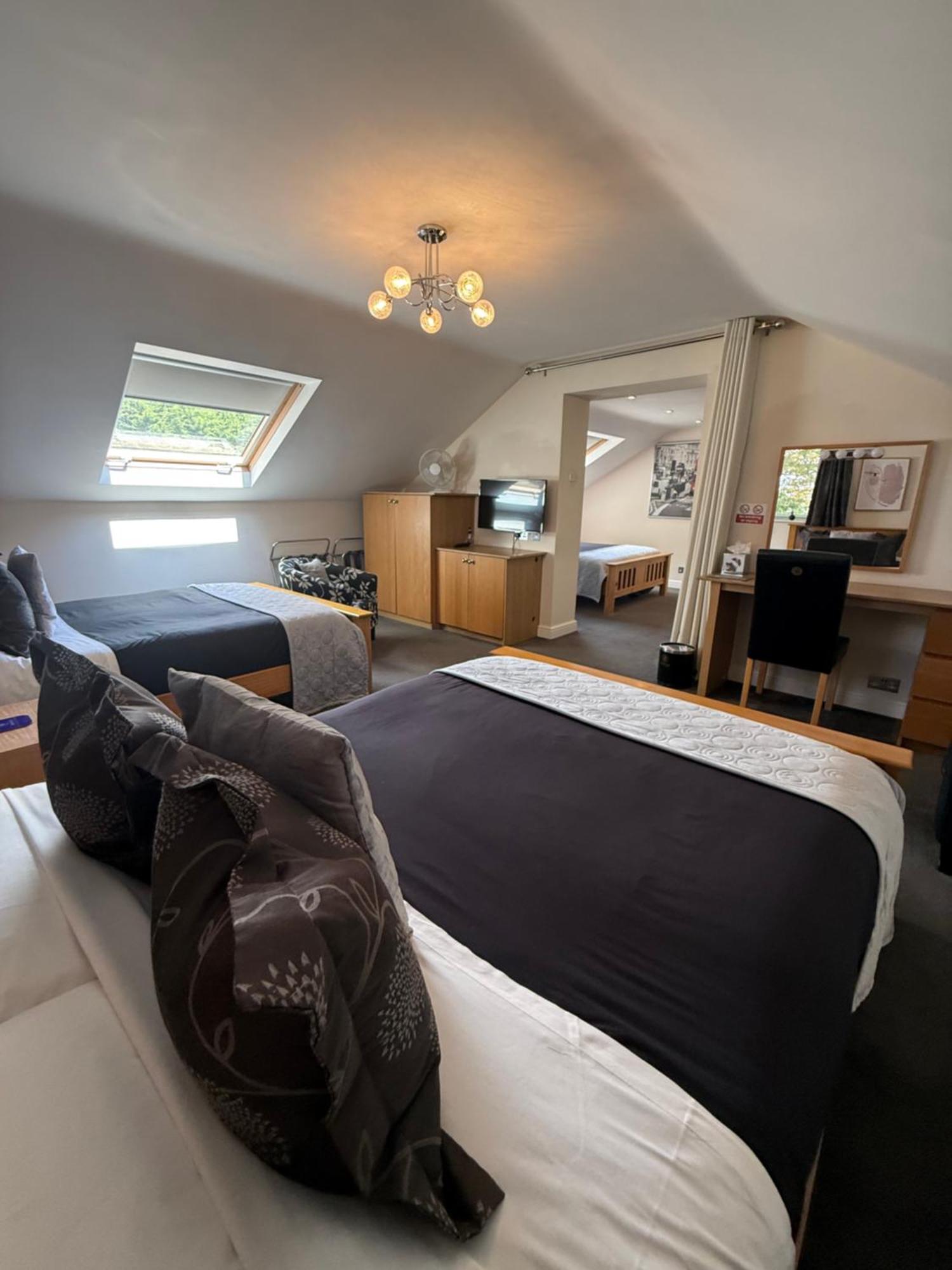 Barncroft Luxury Bed & Breakfast Solihull Exterior foto